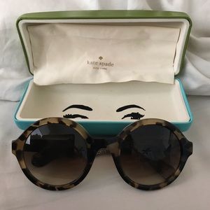 Women’s sunglasses